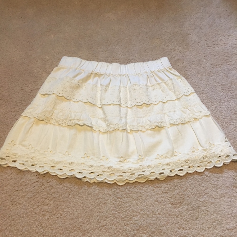 White lace skirt. Only worn once!